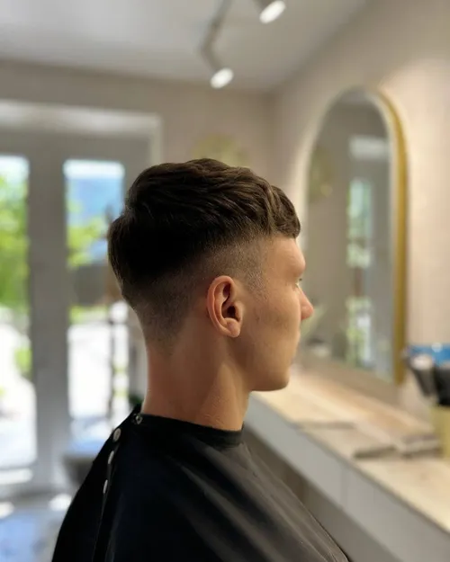 Чоловіча зачіска